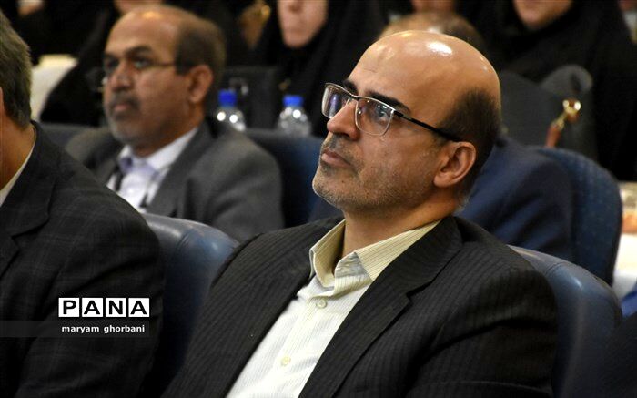 شهدای ما برای دفاع از آرمان‌ها و ارزش‌ها به جبهه رفتند