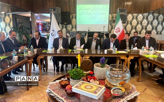 عملکرد آموزش و پرورش در عملکرد سایر نهادهای اجتماعی موثر است