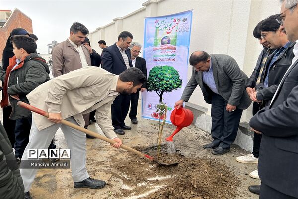 مراسم درختکاری در گلستان