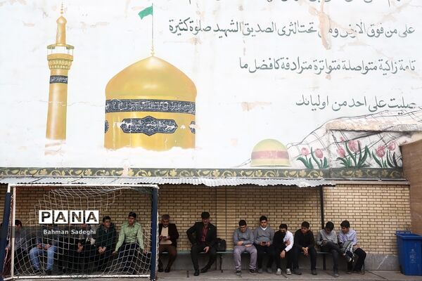 تشییع پیکر شهید گمنام دردبیرستان شاهد ارشاد