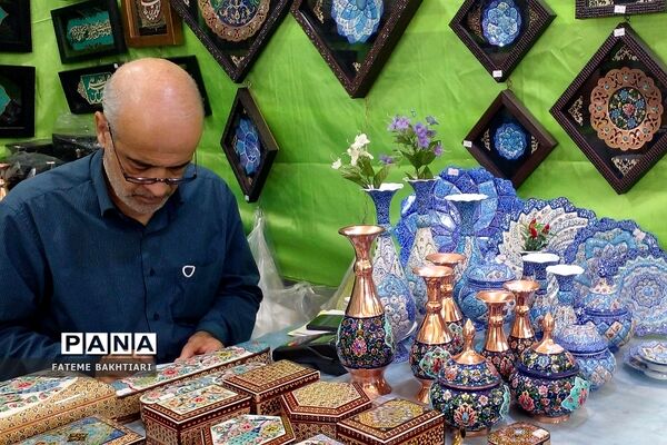 حال و هوای شب عید در بازار شهرری