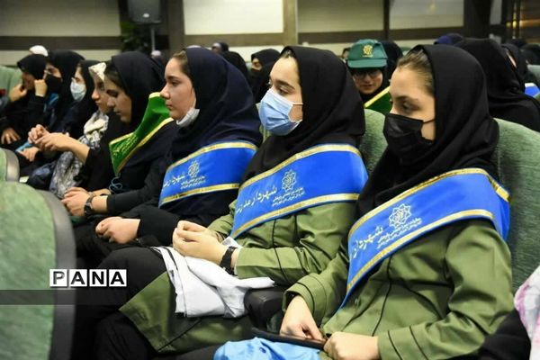 آیین تنفیذ احکام شهرداران مدارس منطقه ۱۴