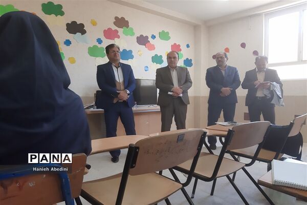 اعتکاف علمی تحصیلی دانش‌آموزان ناحیه سه شیراز