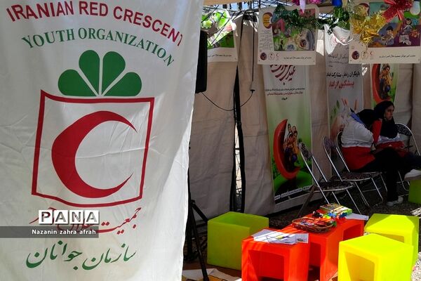 برپایی نوروزگاه‌ در محور یزد - کرمان توسط استانداری یزد