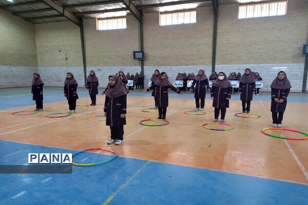 برگزاری المپیاد ورزشی دبیرستان الزهرا ابرکوه
