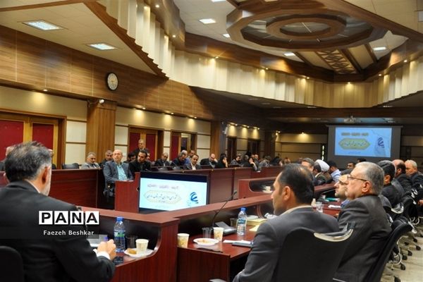 تجلیل و تقدیر از ورزشکاران مدال آور در ساری