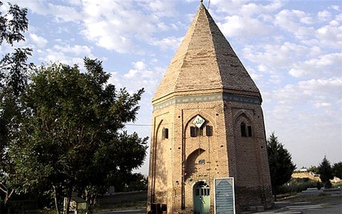 راه‌اندازی تورهای گردشگری از اماکن تاریخی در ایام نوروز در شهرستان‌دماوند