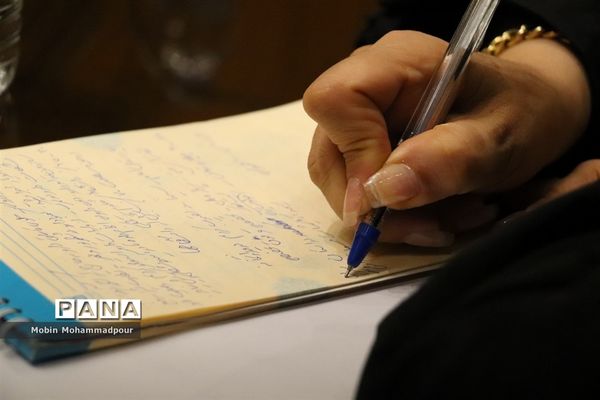 پنجمین نشست خبری رئیس دانشگاه علوم پزشکی تبریز