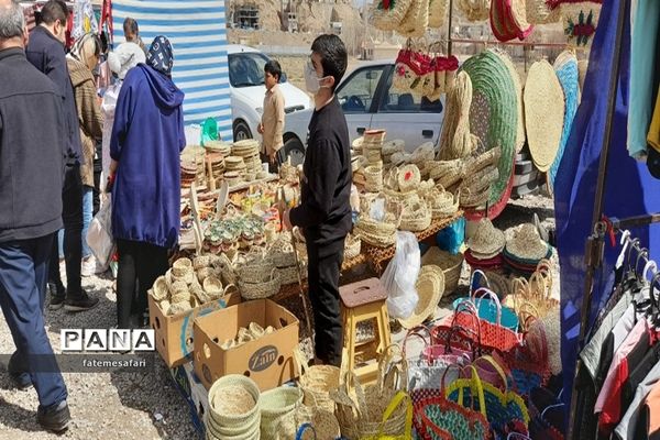 حال و هوای بازار فیروزکوه در واپسین روزهای سال ۱۴۰۱