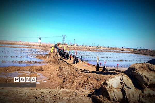 دانش‌آموزان کهریزک، قدم قدم در مسیر شهدای شهر نور