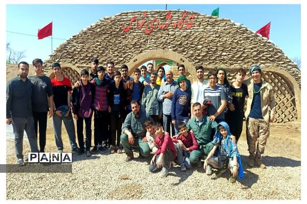 دانش‌آموزان کهریزک، قدم قدم در مسیر شهدای شهر نور