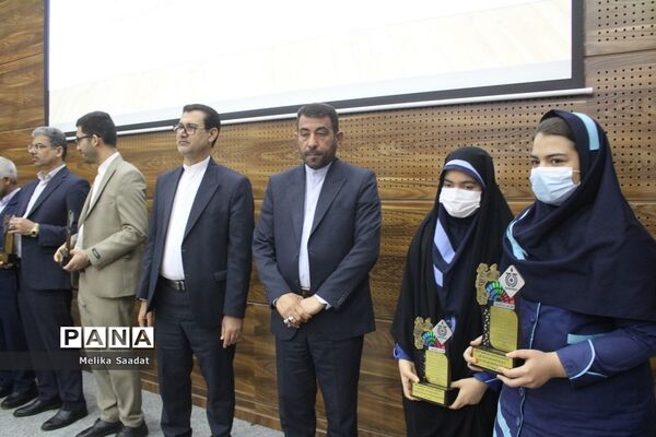 تجلیل از طلایه داران دوره سوم تربیت در بوشهر