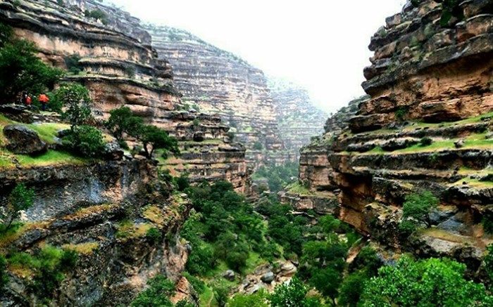 تنگ شیرز، بهشت صخره‌ای لرستان