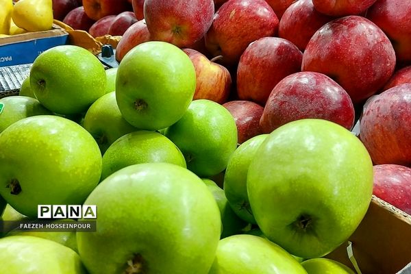 حال و هوای پایانی سال در بازار تجریش تهران