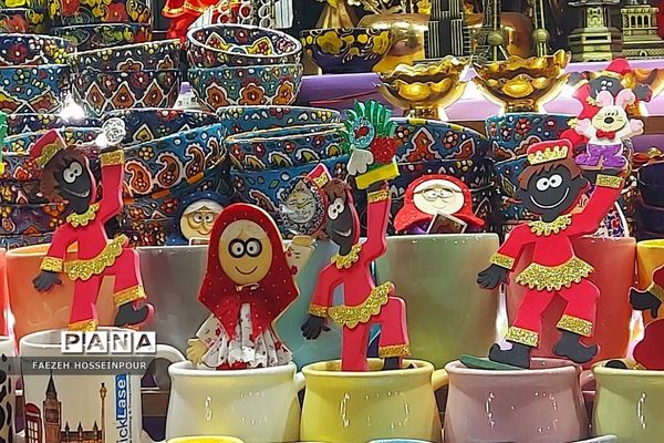 حال و هوای پایانی سال در بازار تجریش تهران