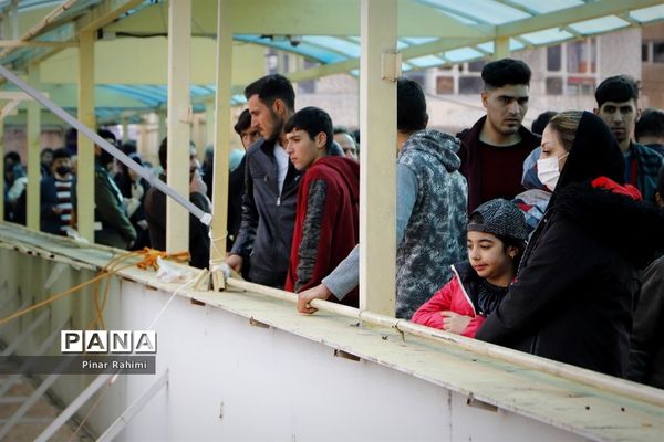 یک قدم مانده به عید در تبریز