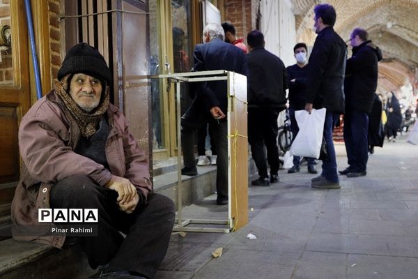 یک قدم مانده به عید در تبریز