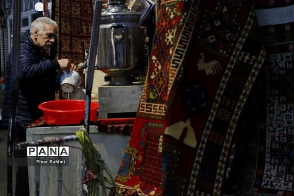 یک قدم مانده به عید در تبریز