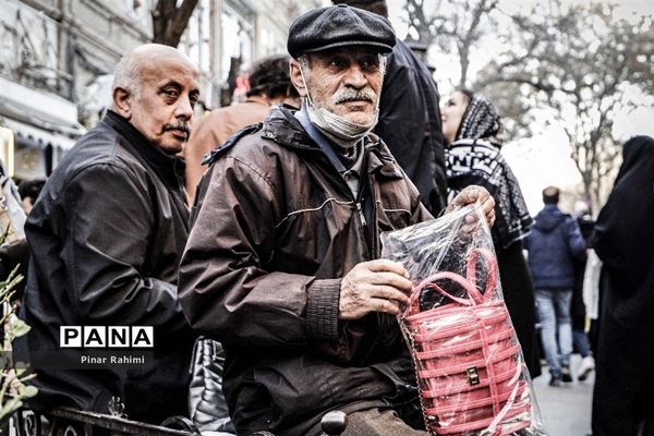 یک قدم مانده به عید در تبریز