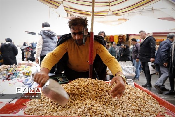 یک قدم مانده به عید در تبریز