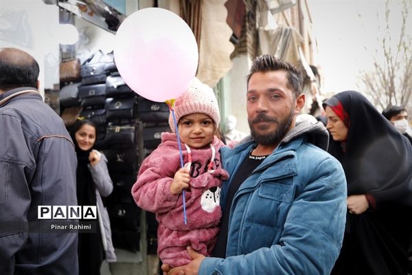 یک قدم مانده به عید در تبریز