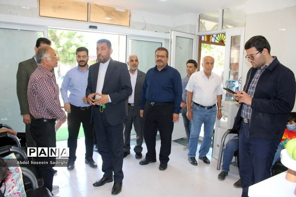 بازدید مدیرکل آموزش و پرورش استان بوشهر از درمانگاه شهدای فرهنگیان بوشهر