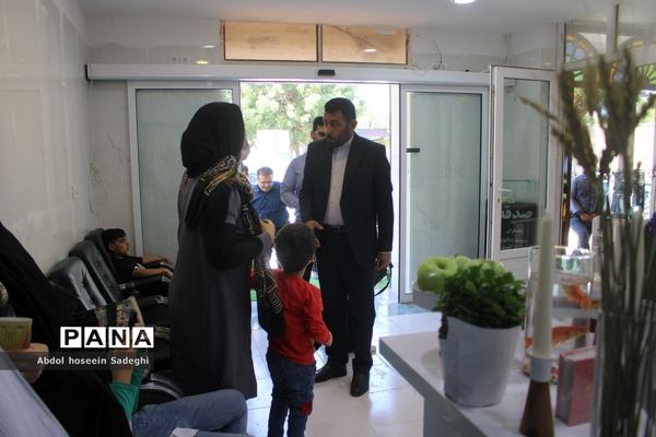 بازدید مدیرکل آموزش و پرورش استان بوشهر از درمانگاه شهدای فرهنگیان بوشهر