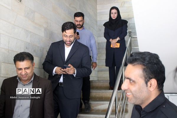 بازدید مدیرکل آموزش و پرورش استان بوشهر از درمانگاه شهدای فرهنگیان بوشهر