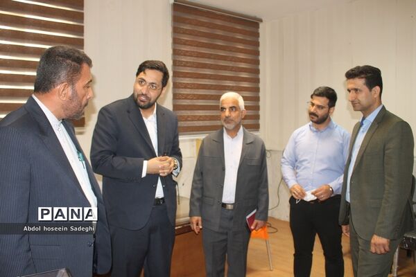 بازدید مدیرکل آموزش و پرورش استان بوشهر از درمانگاه شهدای فرهنگیان بوشهر