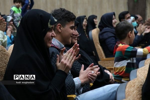 جشن خانوادگی معاونان پرورشی فعال مدارس مشهد در زمینه اردویی