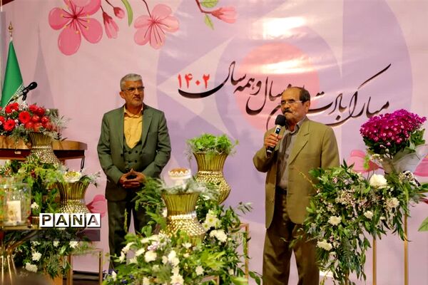 ‌آیین تحویل سال 1402 در سنگر تولید کارخانه کویرتایر