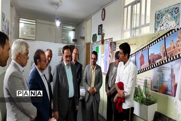 بازدید مدیرکل آموزش و پرورش استان از ستاد اسکان نوروزی ابرکوه