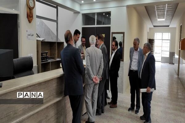 بازدید مدیرکل آموزش و پرورش استان از ستاد اسکان نوروزی ابرکوه