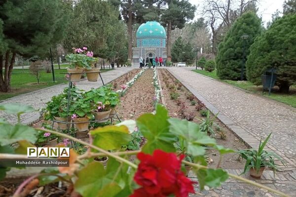 آرامگاه عطارنیشابوری