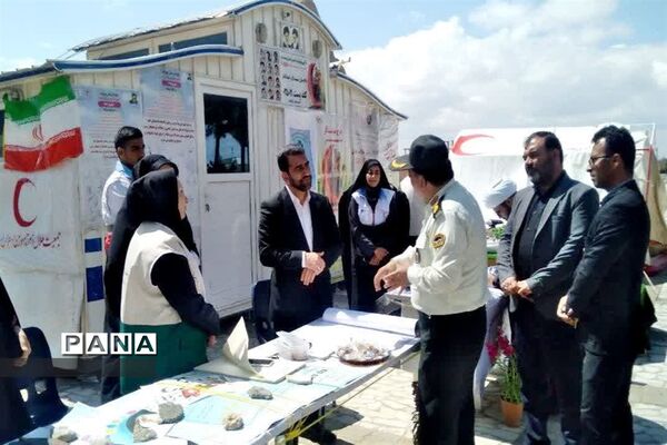 حضور معاون سیاسی، امنیتی و اجتماعی استاندار یزد در ایستگاه‌های نوروزی شهرستان ابرکوه