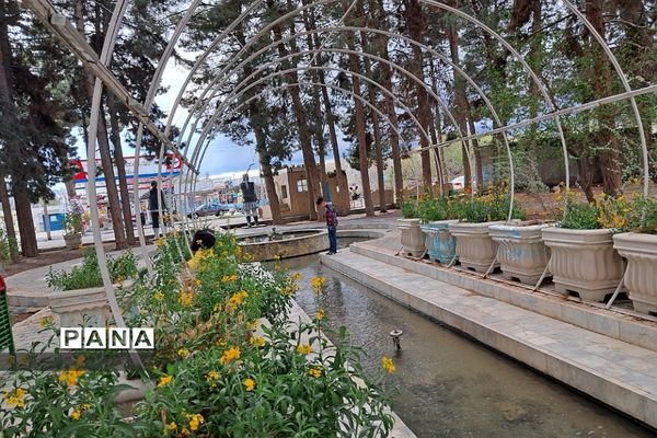 پارک آبی قنات  قَصَبه گناباد گذرگاه عبور عمیق‌ترین قنات جهان