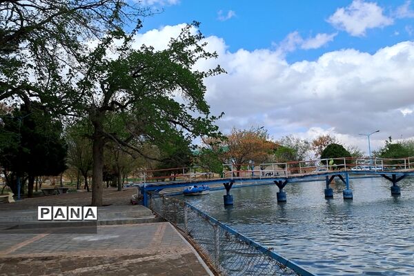 پارک آبی قنات  قَصَبه گناباد گذرگاه عبور عمیق‌ترین قنات جهان