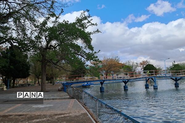 پارک آبی قنات  قَصَبه گناباد گذرگاه عبور عمیق‌ترین قنات جهان