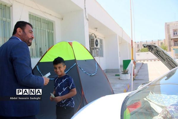 بازدید مدیرکل آموزش و پرورش استان بوشهر از  اسکان مسافران نوروزی