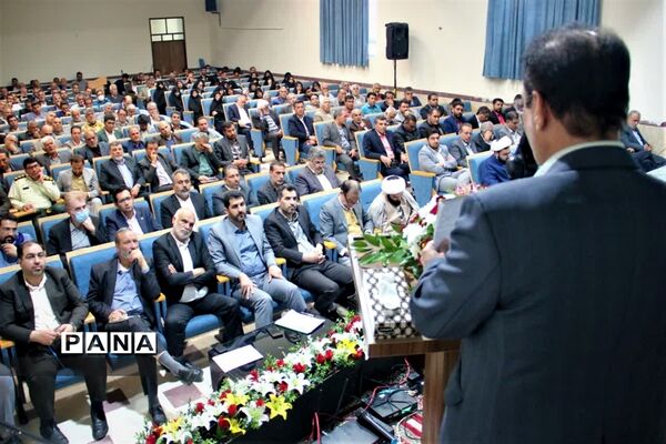 نشست نوروزی رمضانی استاندار یزد با جمعی از فرهیختگان شهرستان ابرکوه