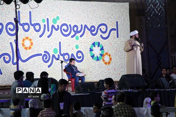 اجتماع بزرگ روزه اولی ها با حضور ابوذر روحی در دارالعباده