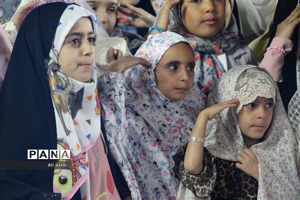 اجتماع بزرگ روزه اولی ها با حضور ابوذر روحی در دارالعباده