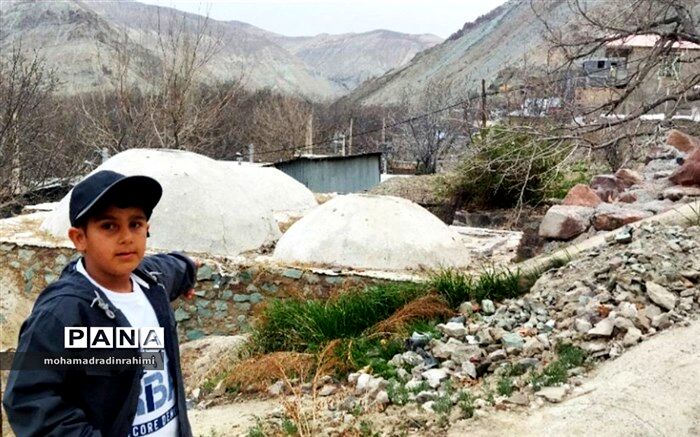 معرفی قلعه تاریخی روستای مزدران فیروزکوه به روایت دانش‌آموز خبرنگار پانا/فیلم