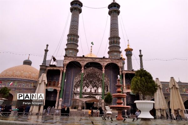 حال و هوای حرم مطهر حضرت معصومه (س)
