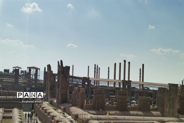 تخت جمشید