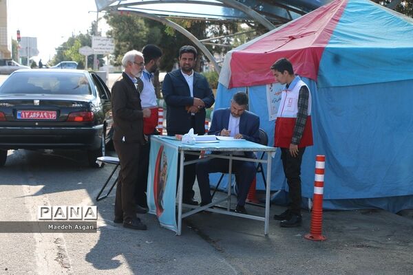 بازدید مدیرکل آموزش و پرورش قم از پایگاه هلال احمر
