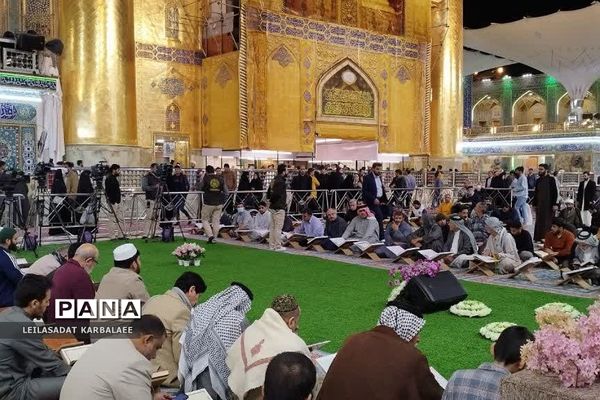 محفل ترتیل‌خوانی قرآن در حرم حضرت امام علی(ع)