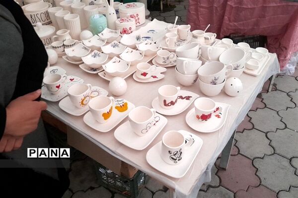 برگزاری غرفه صنایع‌دستی در شهرستان میانه