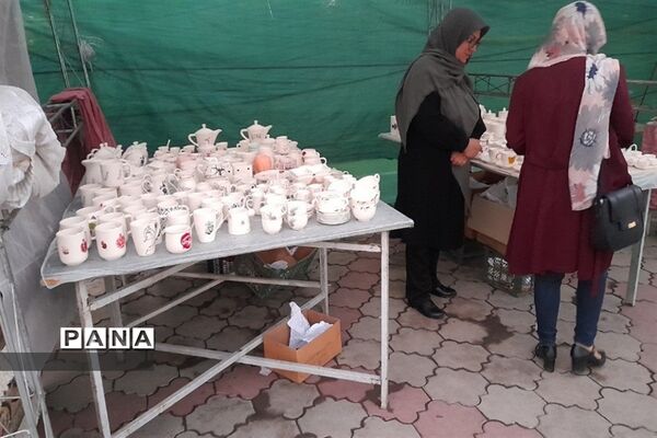 برگزاری غرفه صنایع‌دستی در شهرستان میانه