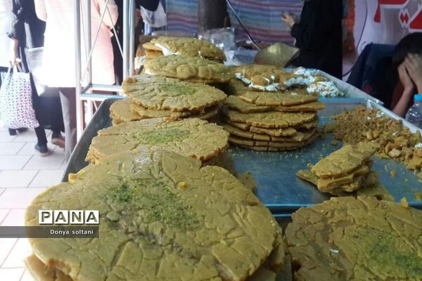 نمایشگاه نوروزی در مجموعه طاقبستان استان کرمانشاه